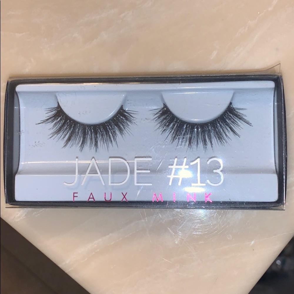 Huda Beauty Jade #13 Lashes